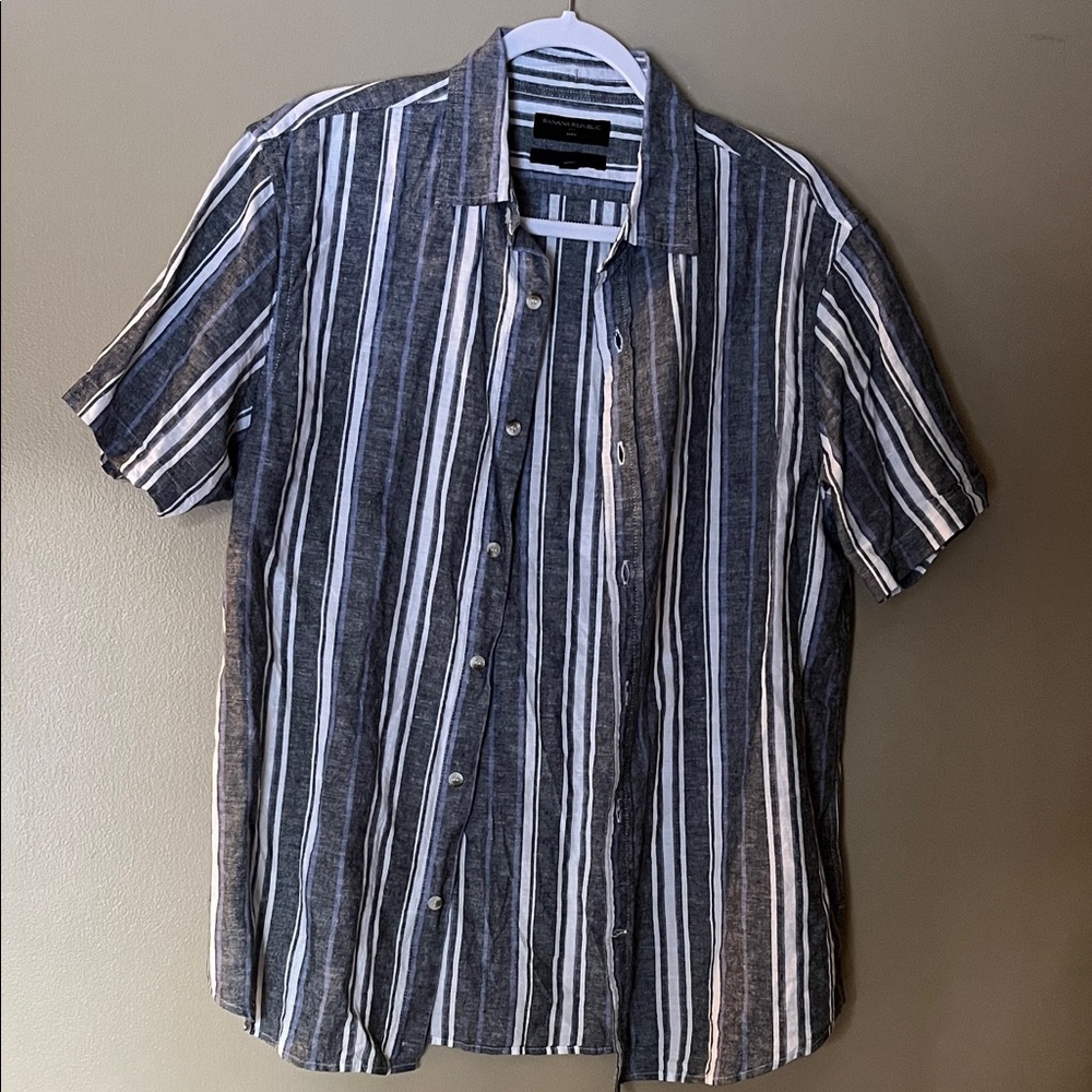 Casual Striped Button-Down Shirt in Black and White